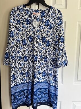 Jude Connally Kerry Dress in Blue Floral Pattern, size Medium, pockets EUC
